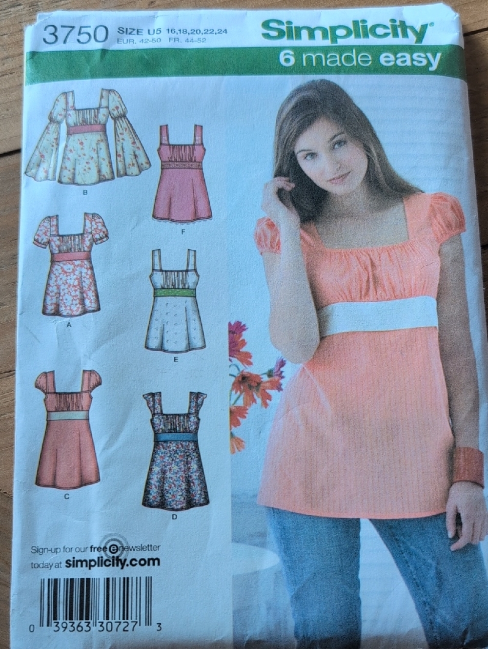 2007 Simplicity Pattern: 3750, "6 Made Easy", Tunic Empire Waist Tops, Uncut.